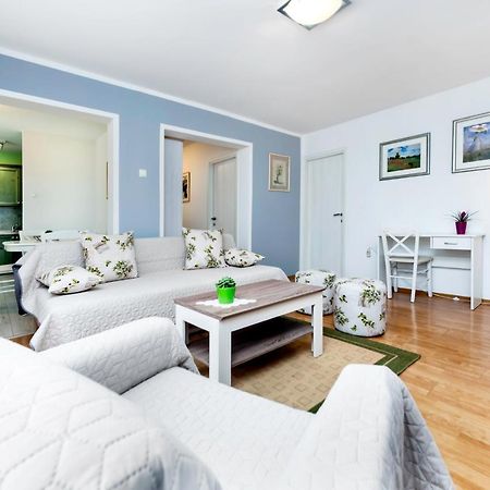 Apartman Oly Rovinj Extérieur photo