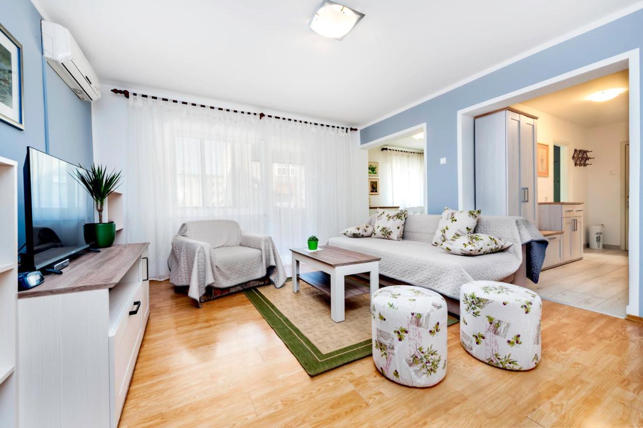 Apartman Oly Rovinj Extérieur photo