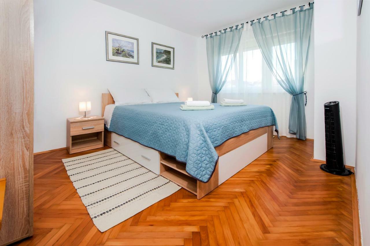 Apartman Oly Rovinj Extérieur photo