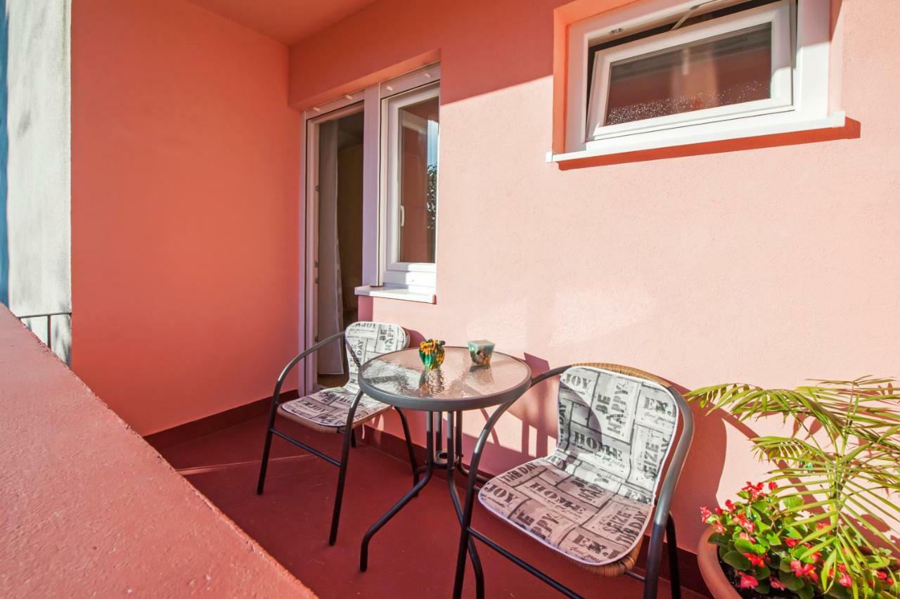 Apartman Oly Rovinj Extérieur photo